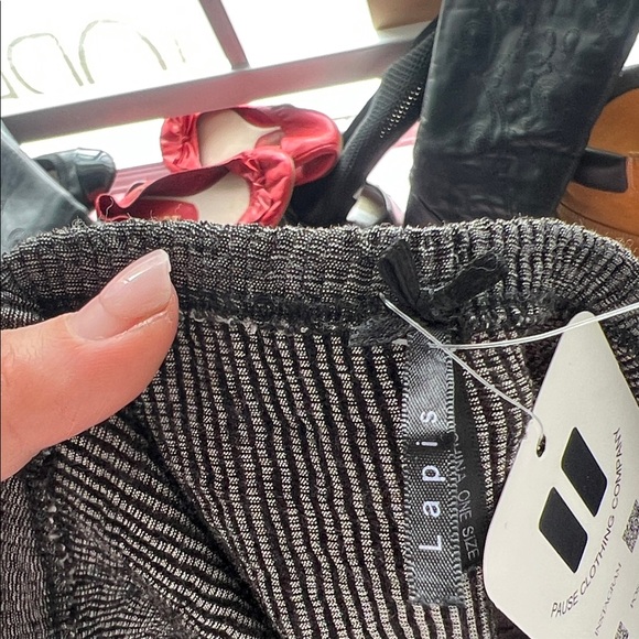 Lapis Black Maxi Skirt with White Embroidery - Picture 8 of 8